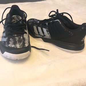 Libra 5 adidas shoe